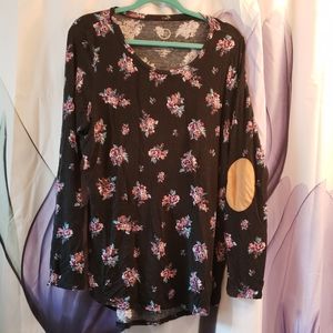 Plus size long sleeve shirt